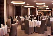 БАНКЕТНІ ЗАЛИ ГОТЕЛЮ «MIROTEL RESORT & SPA» 5*